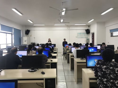 开拓创新，积极进取 以项目与文献研究驱动研究生教育内涵式发展